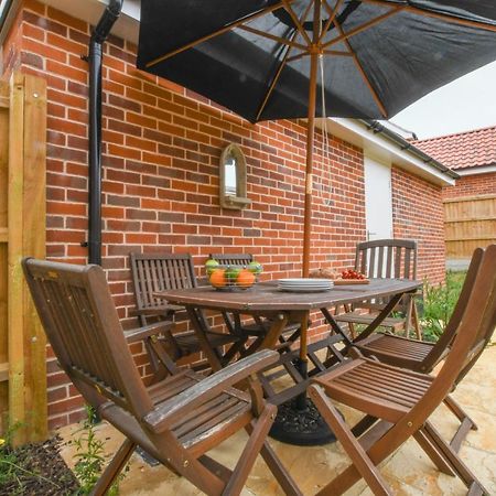 Number 51, Halesworth Villa Exterior photo