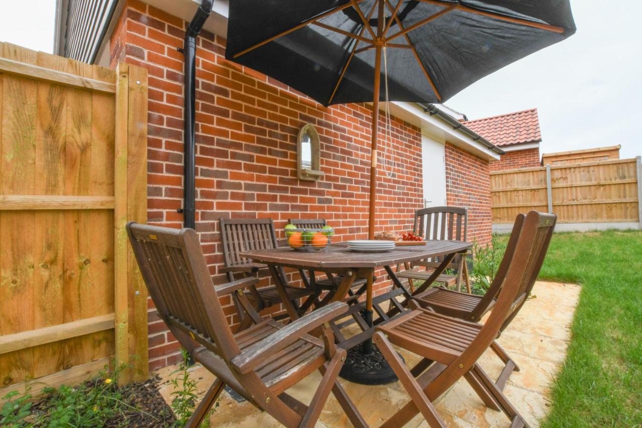 Number 51, Halesworth Villa Exterior photo